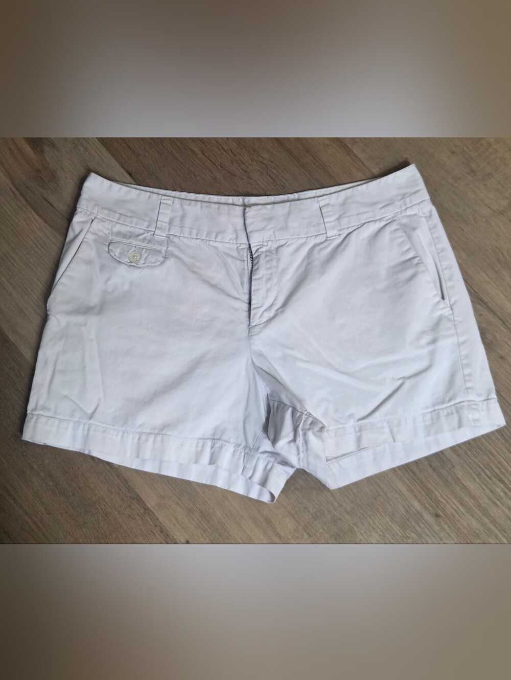Women’s Loft White 100% Cotton Casual Shorts ~ Bin PP